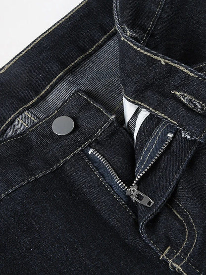 Zip fly with metal button and softly frayed edge detail of the Foxton flared jeans