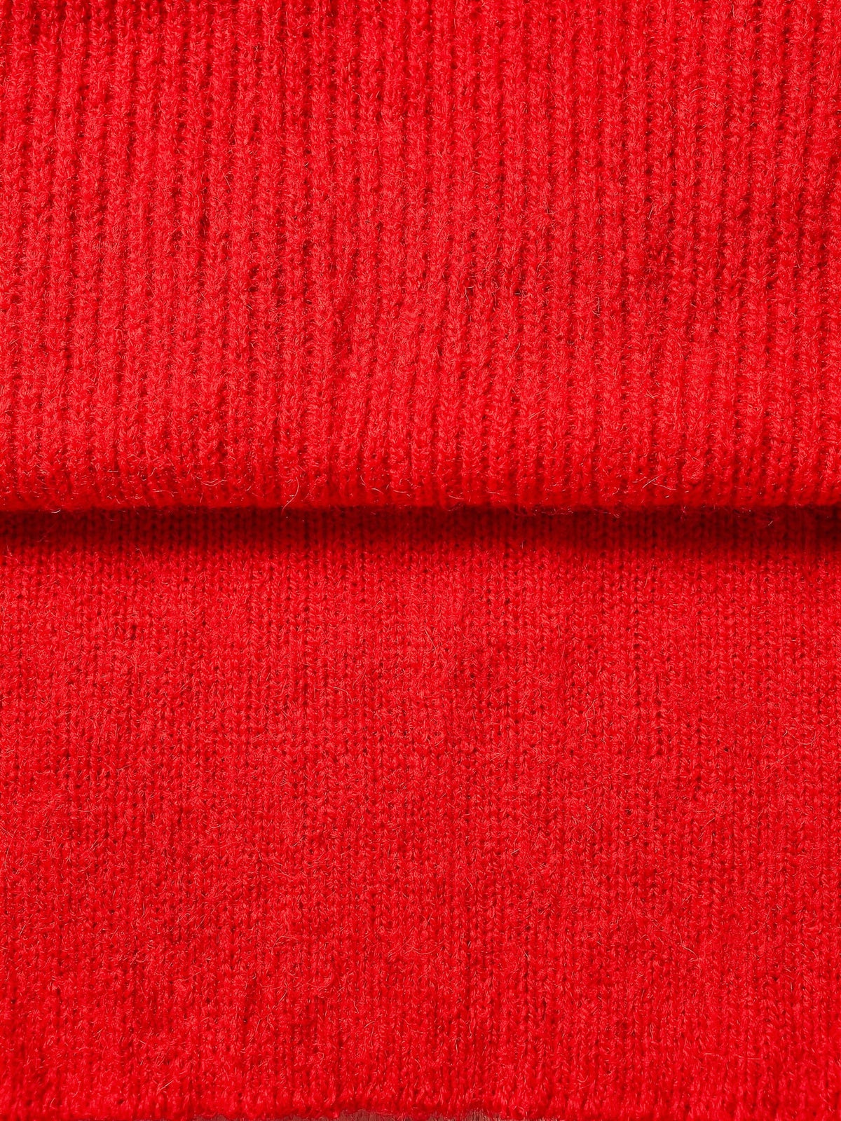 Close up of the ribbed knit and the wider rib of the folded bardot collar